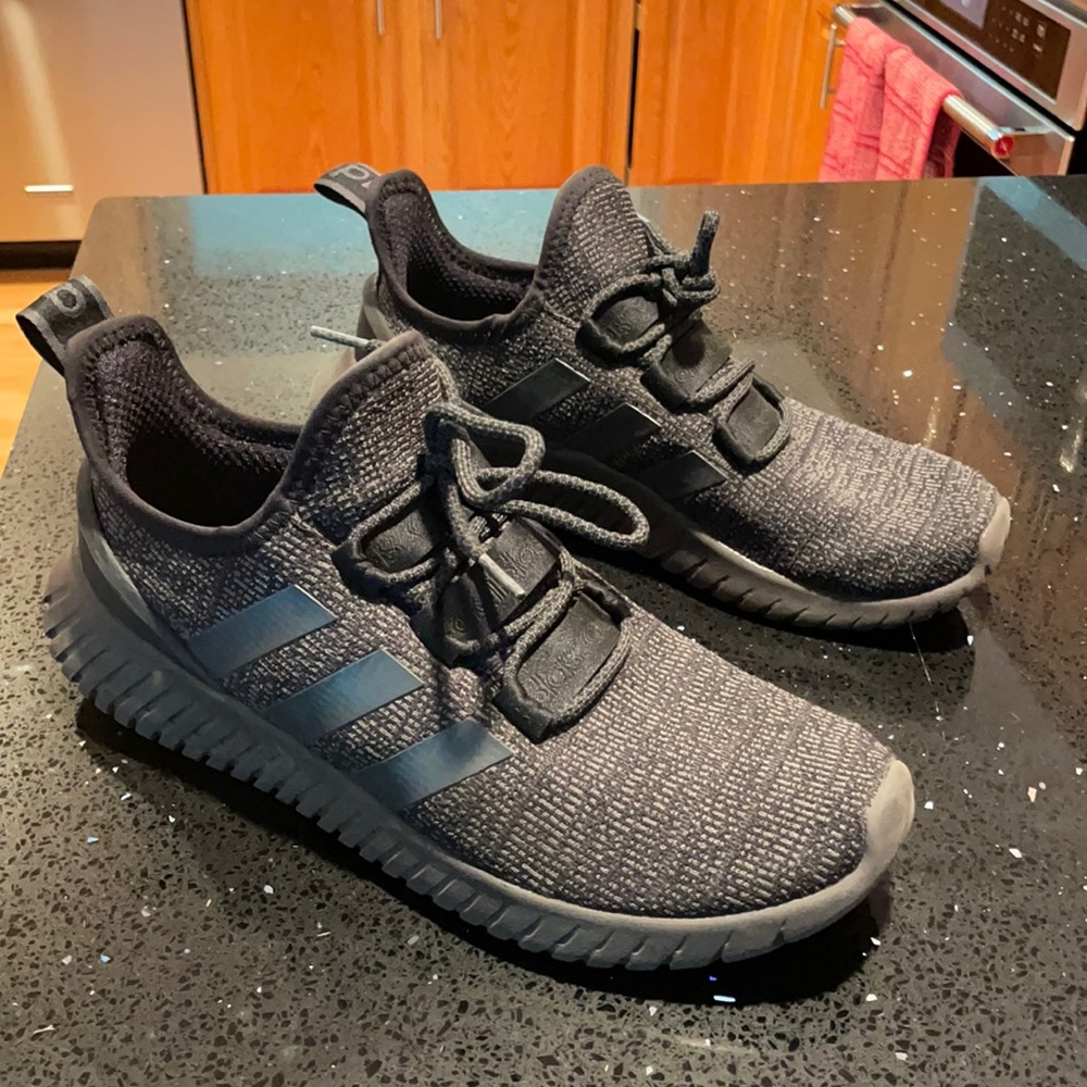 Adidas Kaptir Mens Size 10 Black and Gray